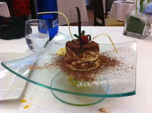 Restaurante Almar De poste este tiramisú, el mejor que he probado