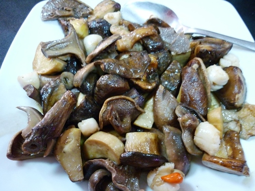 Hongos con vieiras...