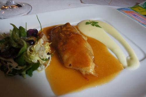 Manitas de cochinillo confitadas y braseadas al comino