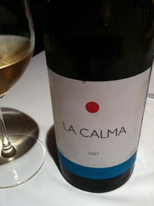 Chenin blanc del Penedès. Maduro y cremoso, muy rico.