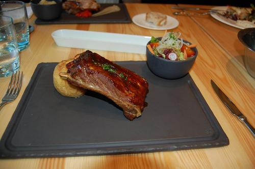 Dos  El costillar de ibérico