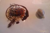 El Celler de Can Roca Vainilla, regaliz, caramelo y aceituna negra.