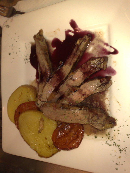 Restaurante Antojo Pato con reducción de Oporto