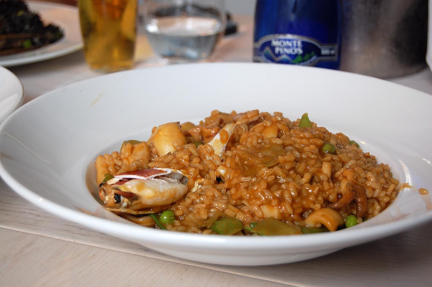 La mar salada en Barcelona Está diciendo cómeme.