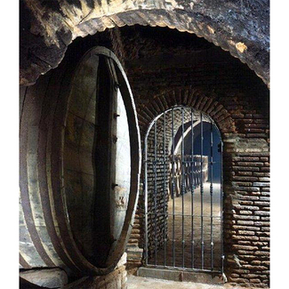 Enoturismo en Bodega Subterránea