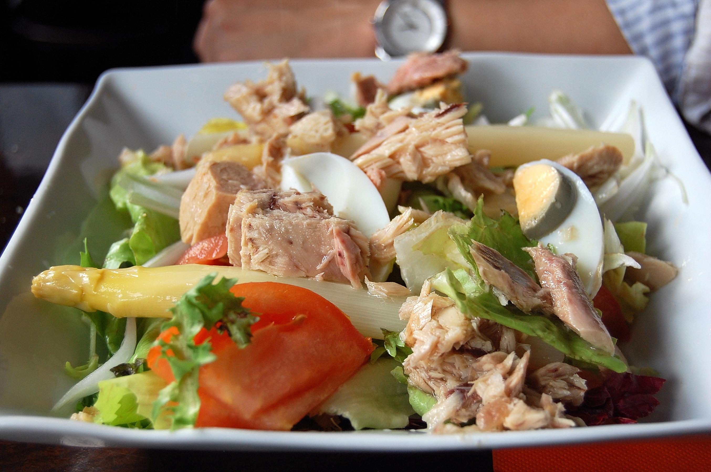 El Olivar Ensalada mixta bien completa.