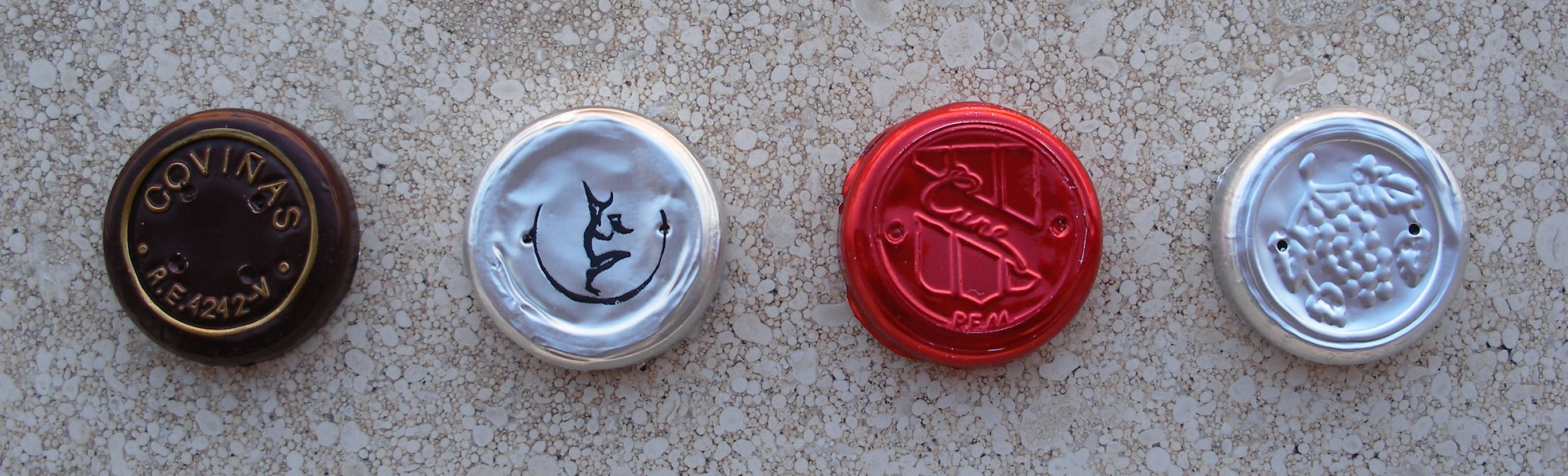 Enterizo Gran Reserva 2003 (Utiel-Requena), M de Murviedro Reserva 2006 (Valencia), Cune Crianza 2008 (Rioja) y 1940 Reserva 2006 (Utiel-Requena).