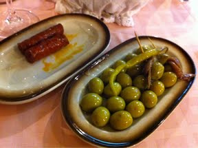 Asador Donostiarra Unos entrantes, cortesía de la casa