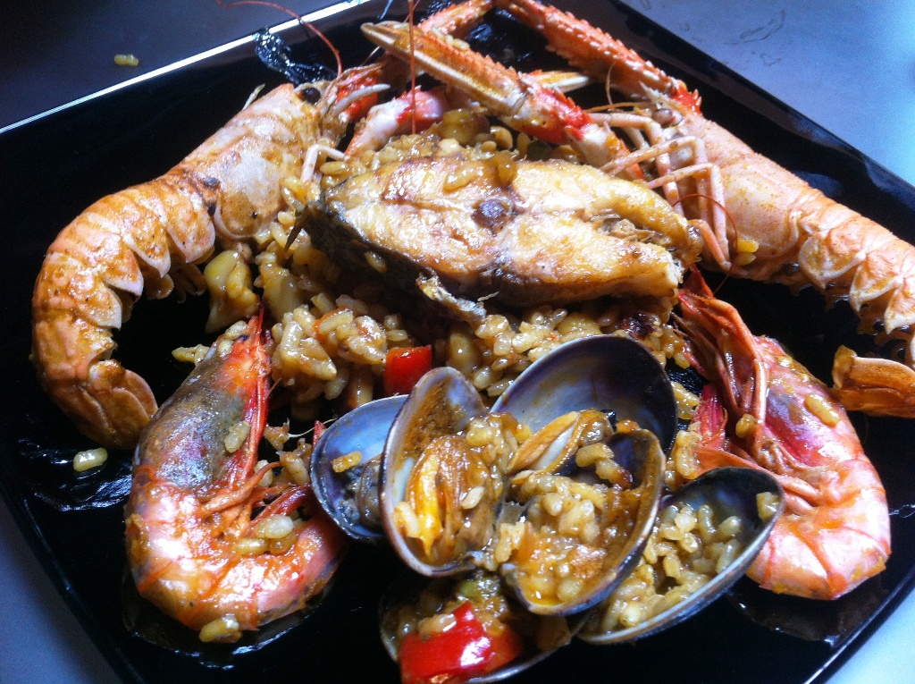 Con lubina y dorada a rodajas...