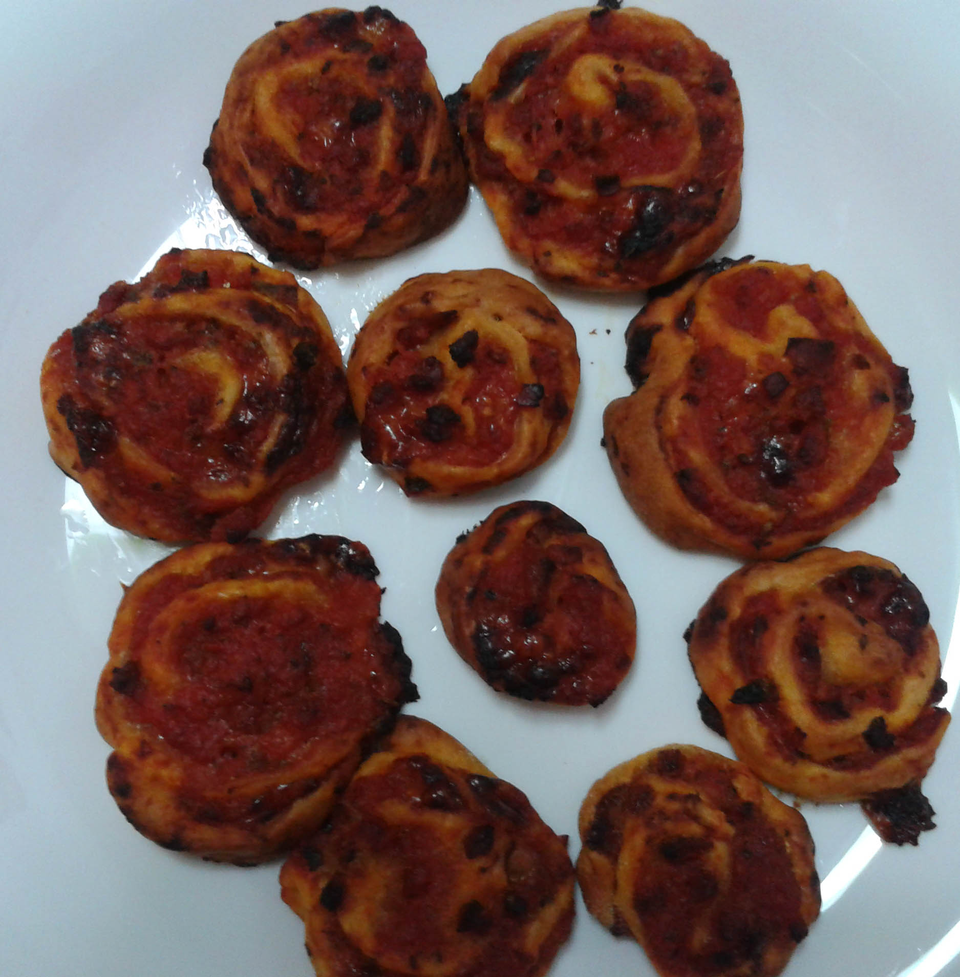 Rollitos de tomate y jamón serrano