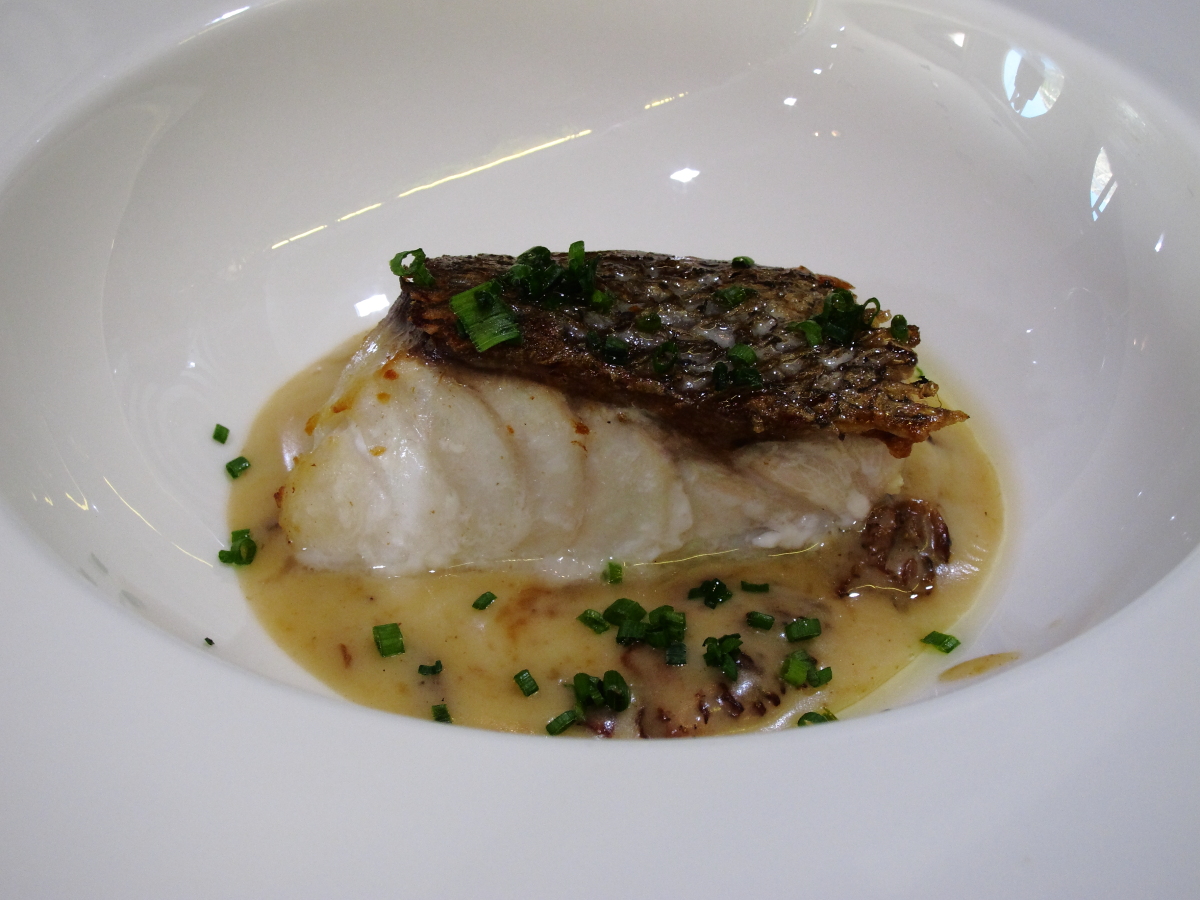 Els Vents Cherna con setas y emulsión de trufa