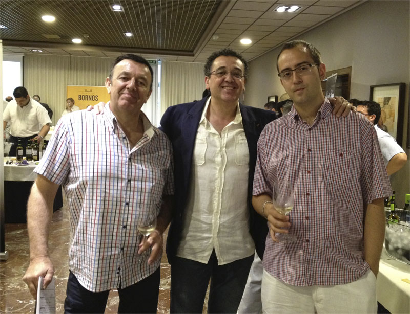 Jose Contreras junto a los foreros Ricardof y Schivas