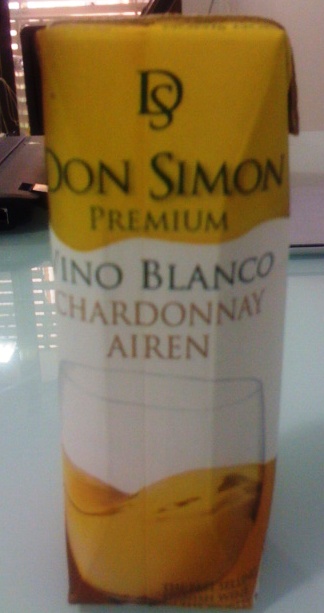 Chardonnay & Airen Blanco Premium de Don Simón