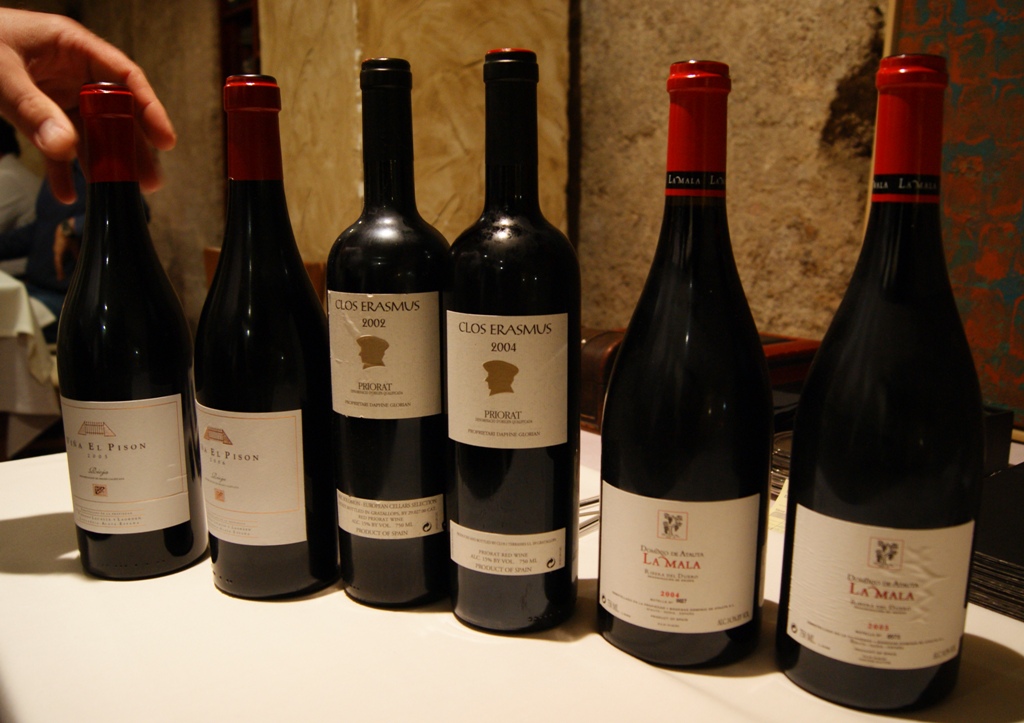 El Reloj de Cuco En el restaurante organizamos cenas maridaje y catas privadas. Esta primavera organizamos una con las prestigiosas bodegas españolas Artadi-El Pisón, Dominio de Atauta-La Mala y Clos Erasmus.