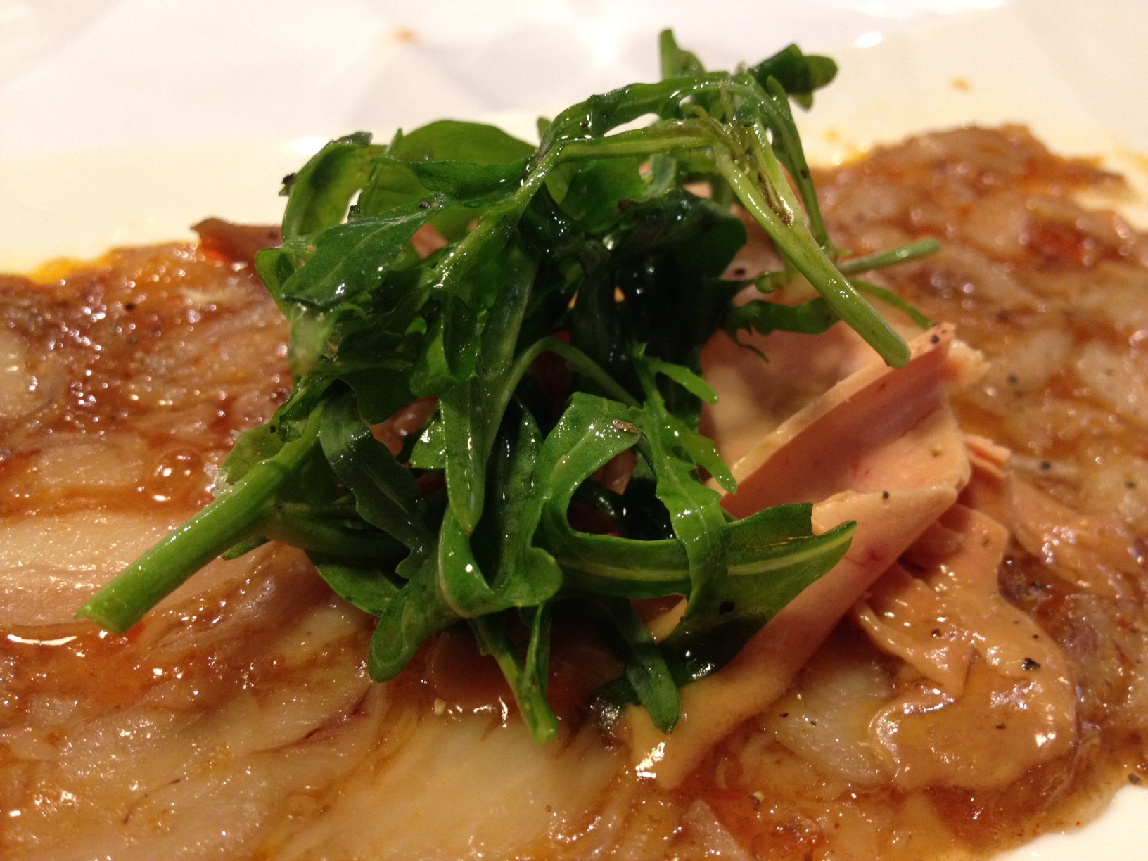 Restaurante en Valencia Manitas de cerdo con foie y rúcula