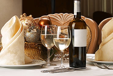 Nochebuena con vino blanco
