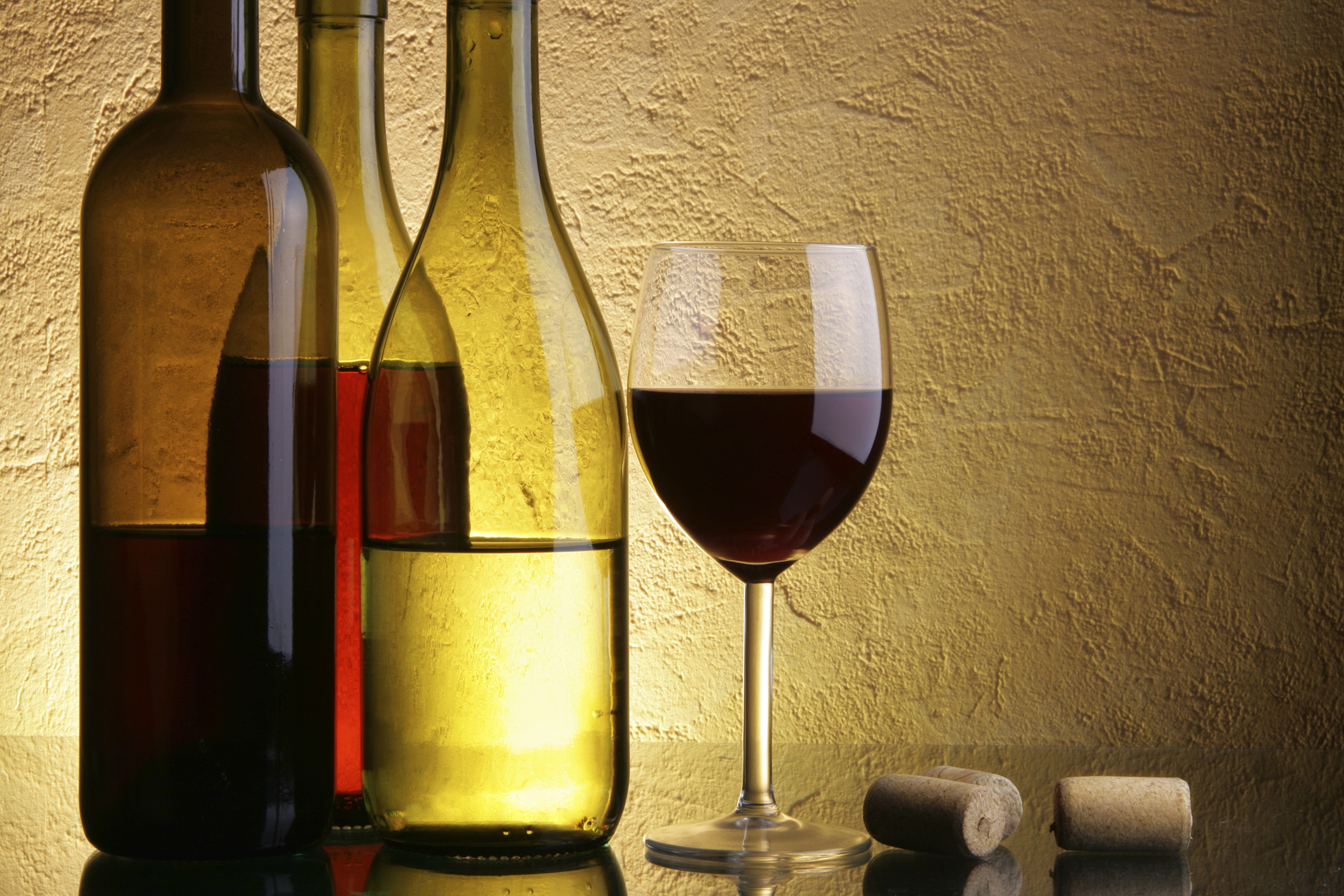 Vinos tinto, rosado y blanco