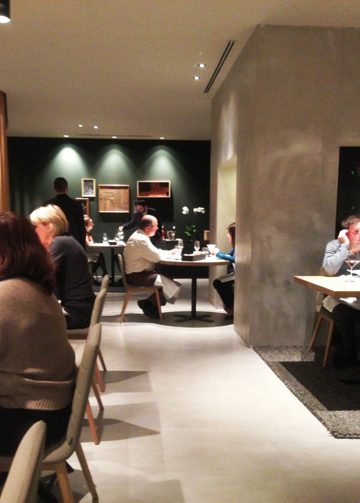 Ricard_Camarena_Restaurante_Sala_1