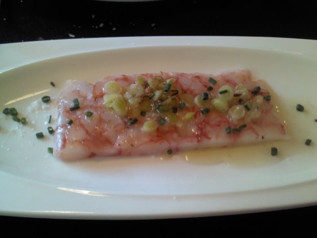 Restaurante en Valencia Tibio de gambas con ajos tiernos.