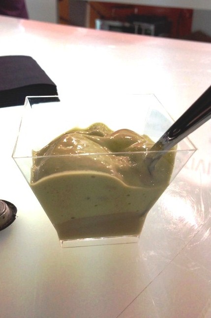 Madridfusión_2013_Ricard_Camarena_Capuchino_alcachofas_ajos_tiernos