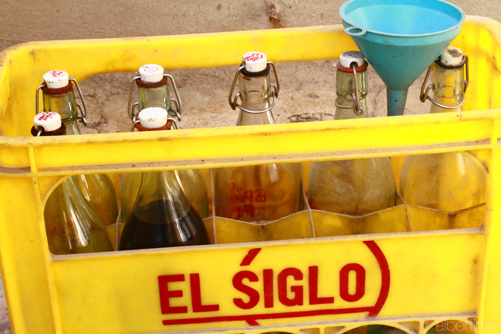Botellas de gaseosa "El Siglo"