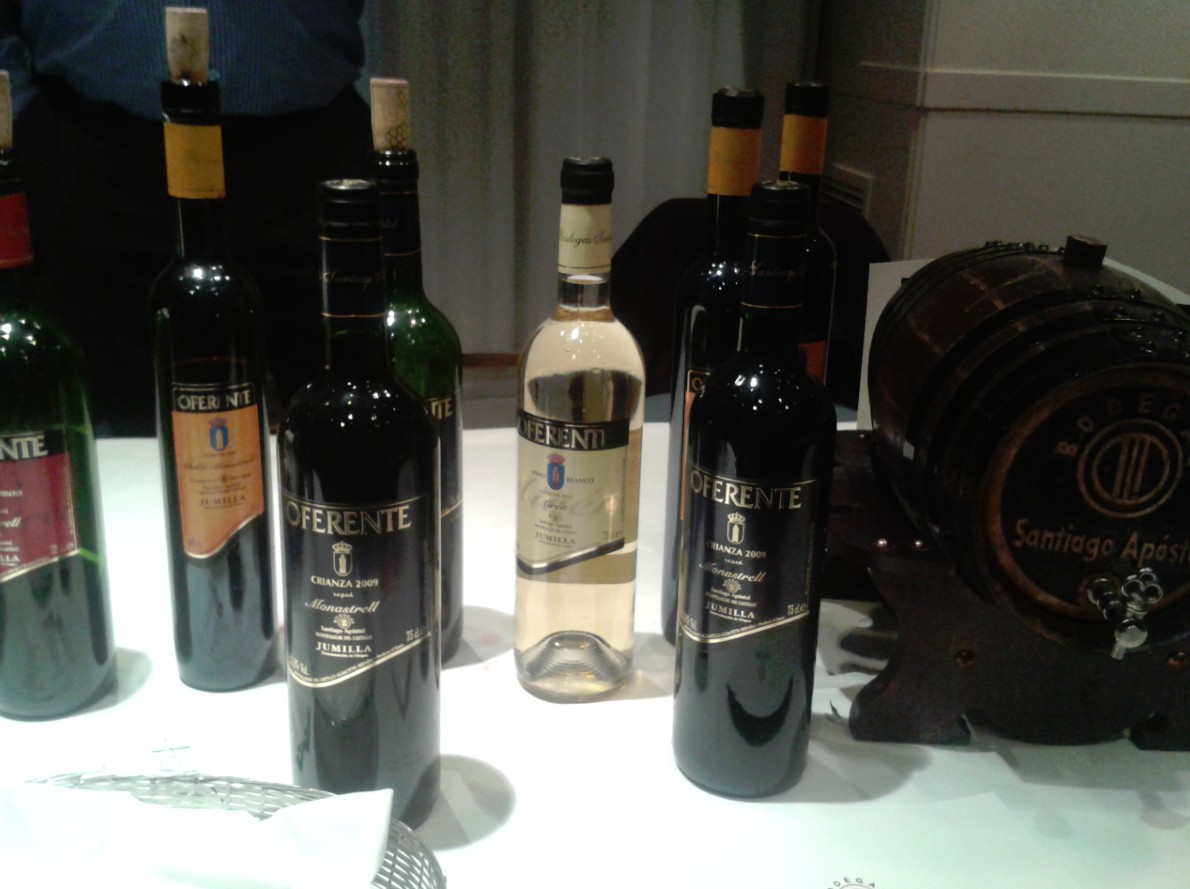 Vinos de la Bodega Santiago Apóstol