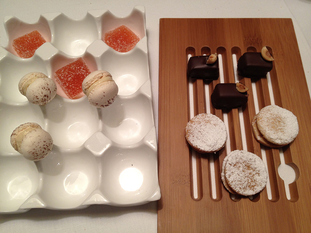 El Poblet Petit fours