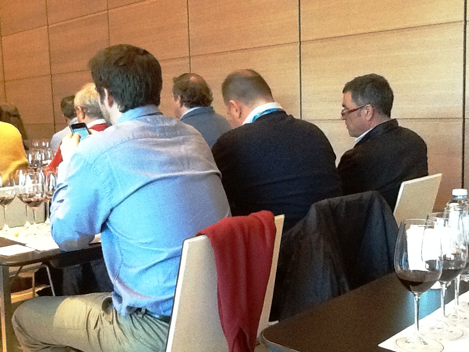 Vertical_Tinto_Valbuena_12_Encuentro_Foreros_Verema_Asistentes