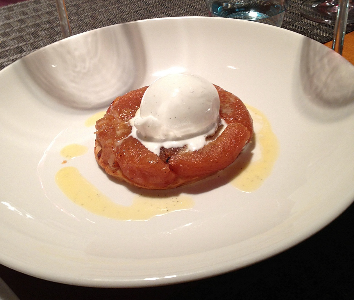 20 à la rambla Tatin con helado.