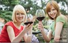 Coger_copa_de_vino_por_el_tallo_y_no_por_el_cáliz_aurelio_gómez-miranda_thumb