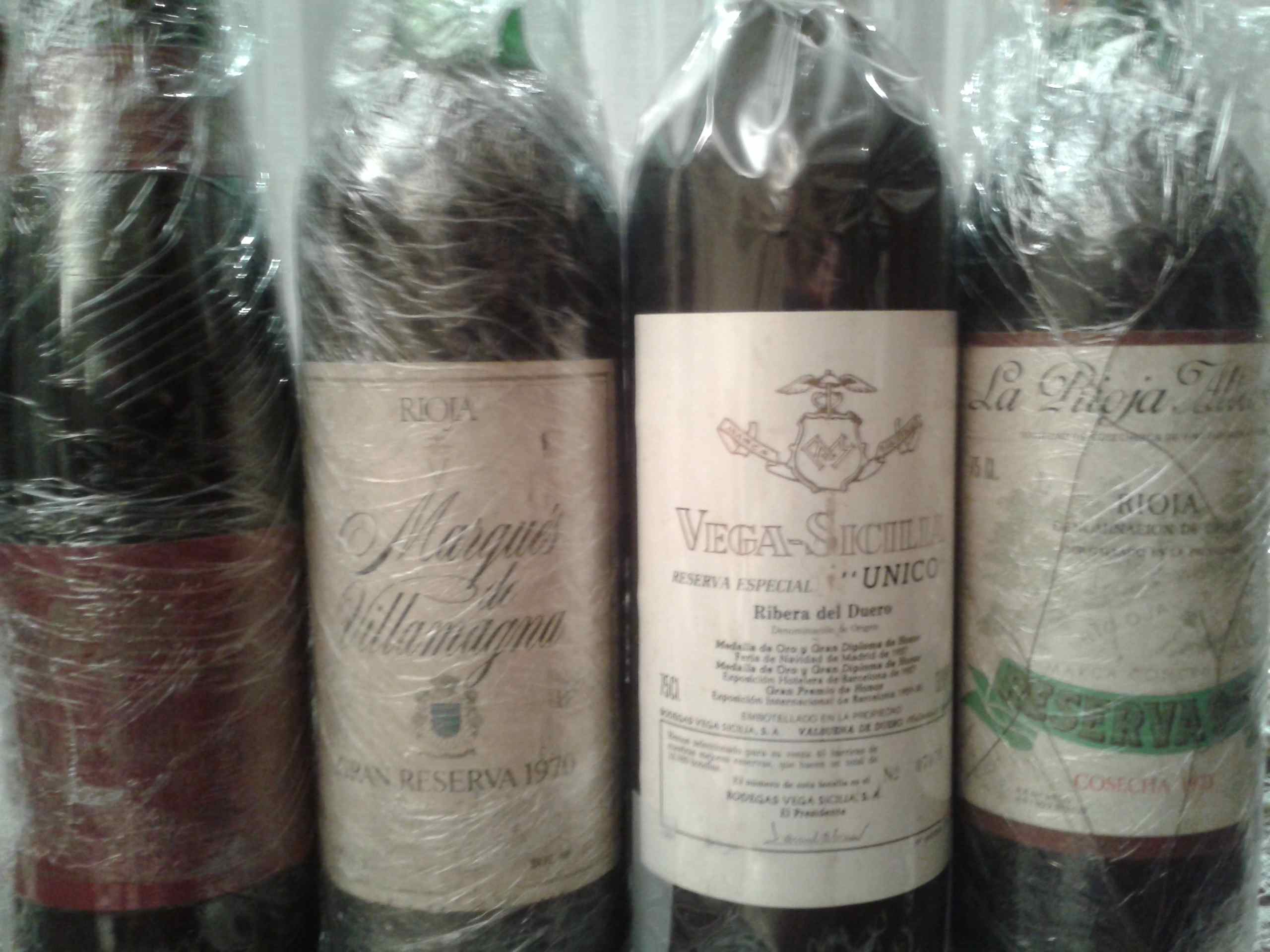 VS RE 1991/VILLAMAGNA 70/904-73/Y un regalo de un amiguete (perdon por la calidad de la foto)