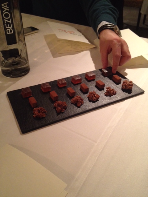 Petit fours