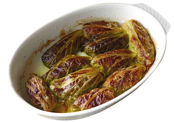 Rollitos de col rellenos de cordero