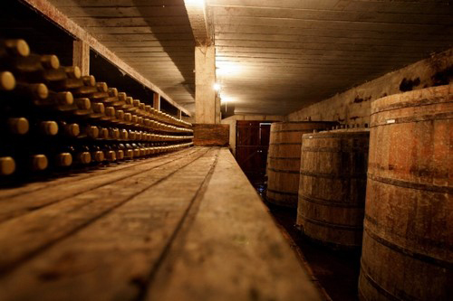 barricas de producción de cachaça