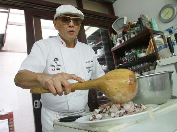Javier Wong y su cebiche