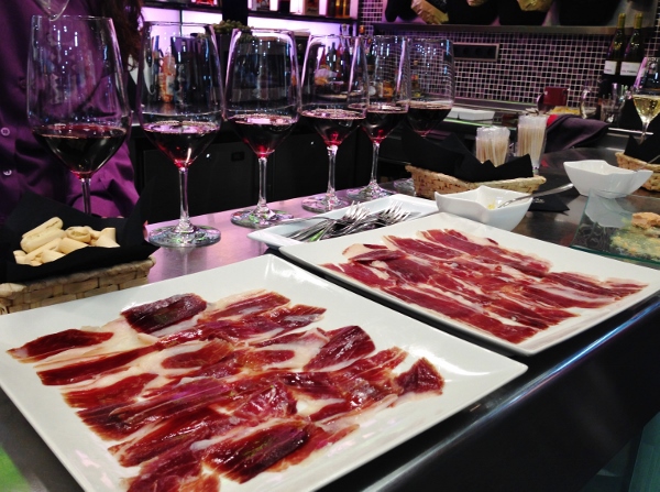 Santa_Bar_Bodegas_Santa_Cecilia_Viña Tondonia_1994_paleta_iberica