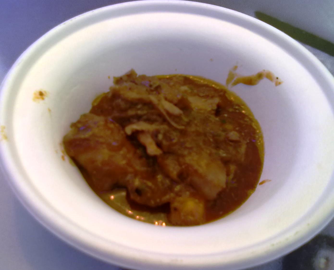 I no podíem marxar de la zona de cuina tradicional sense tastar els excel.lents <b>calamarcets confitats amb ceba i tomàquet</b> de <i>Freixa Tradició</i>, un dels nostres restaurants preferits.Llàstima que la foto no li faci justícia.