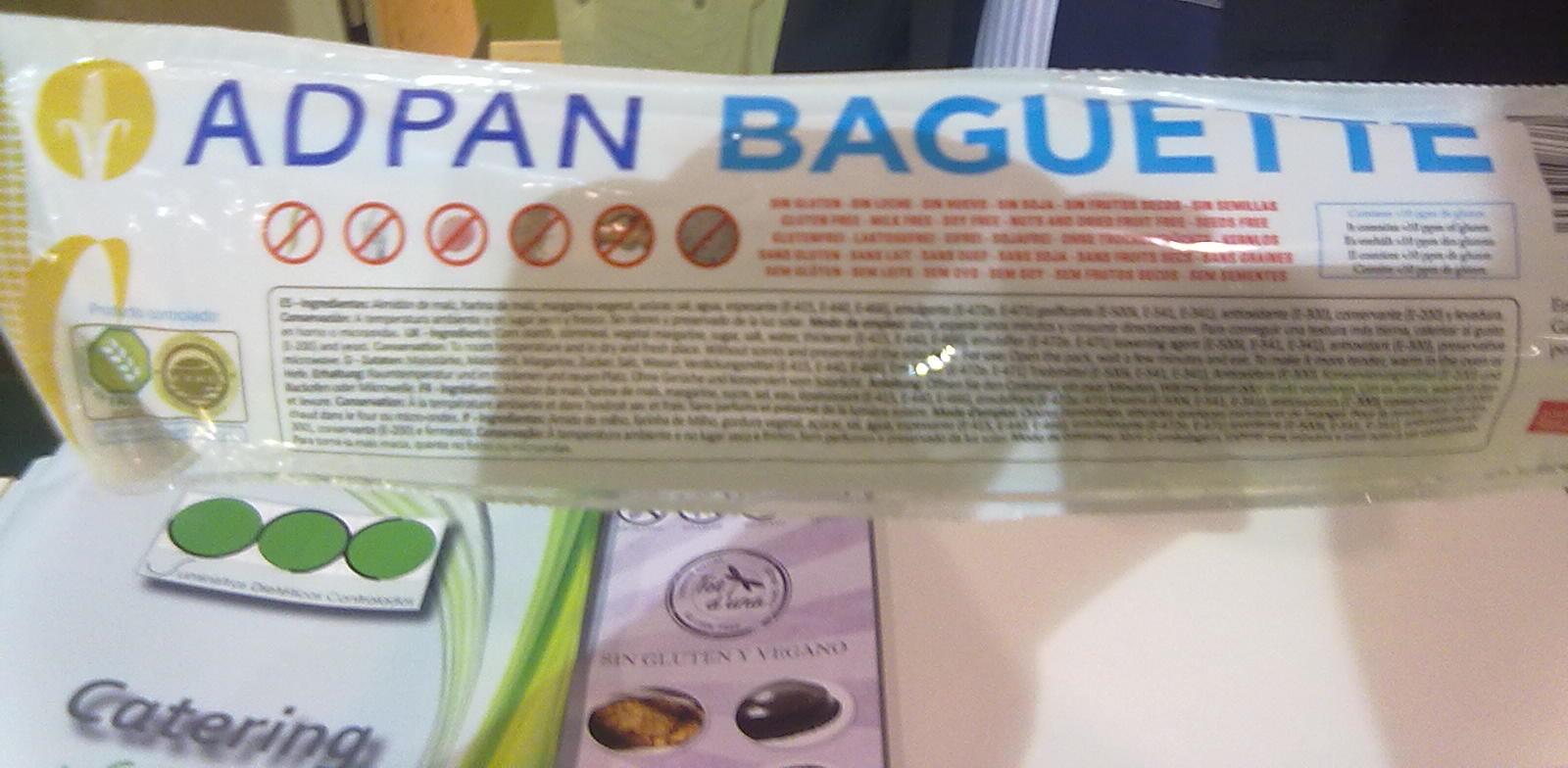 Una de las cosas que más me sorprendió fue la cantidad de alimentos aptos para celíacos y para intolerancias varias. Catorce ingredientes lleva esta barra de pan... :-O