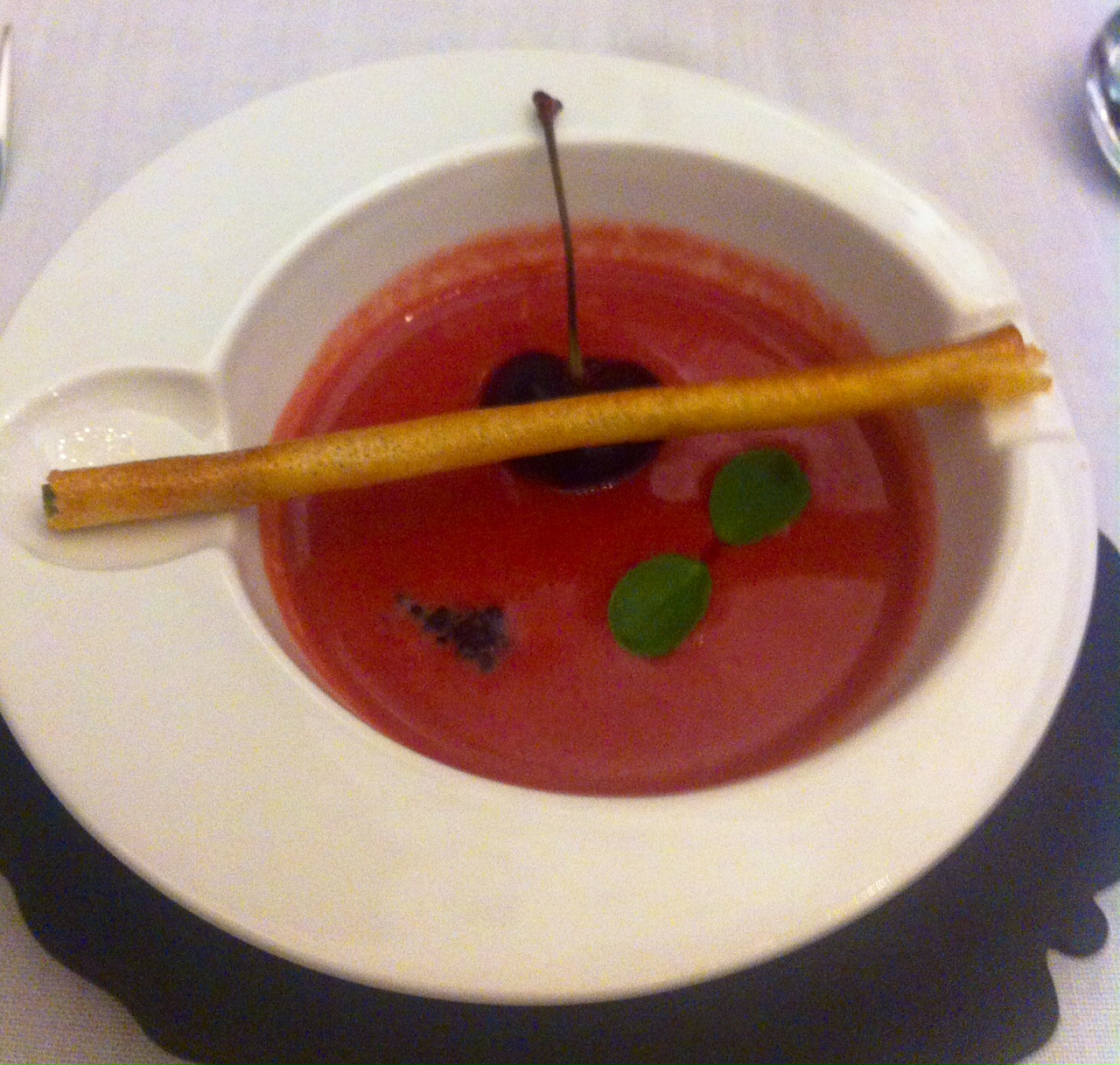 Sopa fría de cerezas