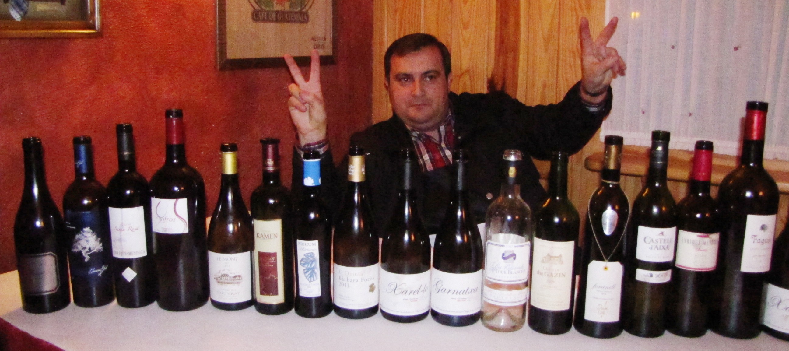 Y da gracias a que no todas las botellas sean diferentes... :-D