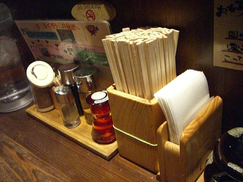 waribashi o palillos desechables