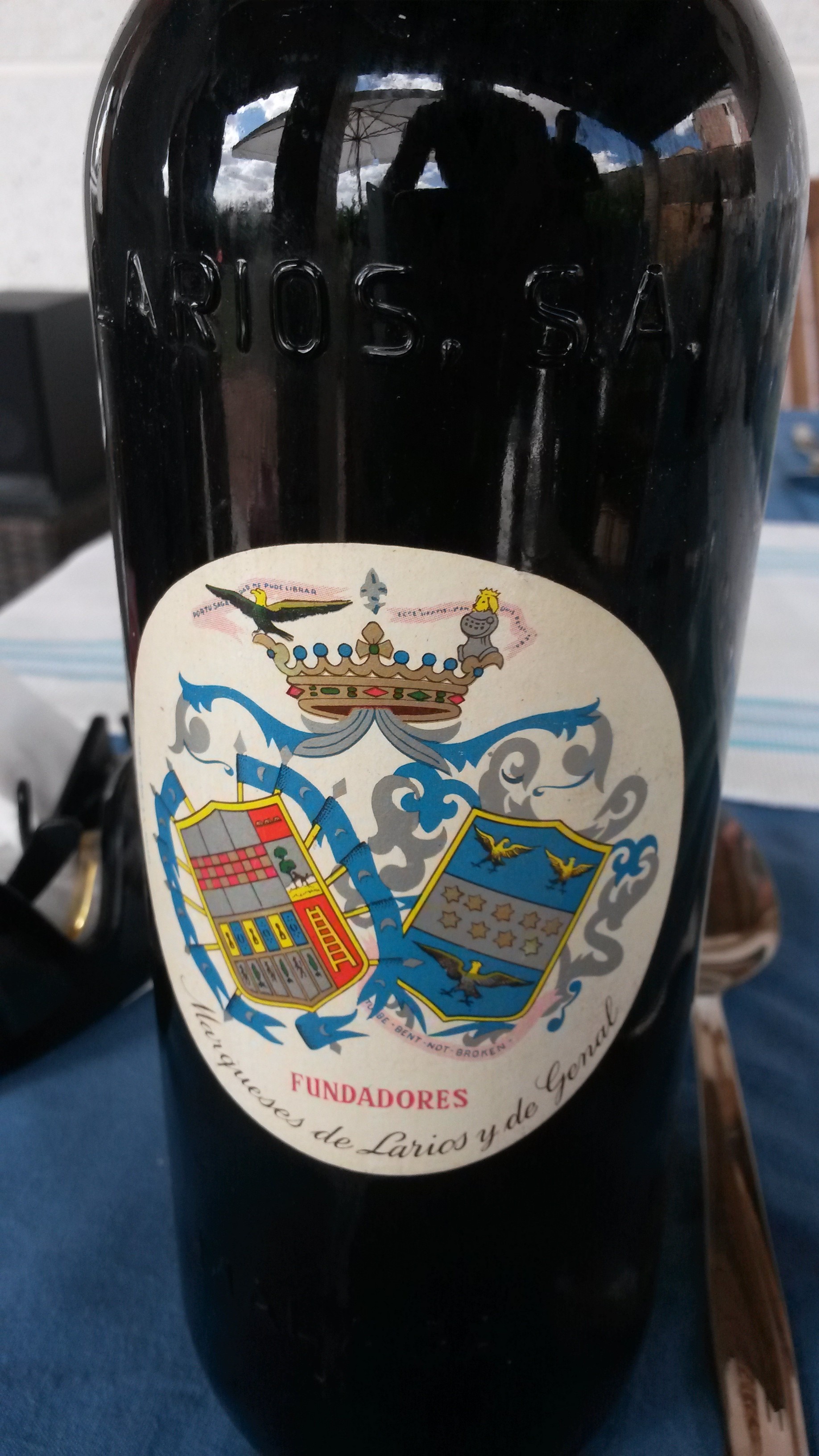 Larios viejo (2)