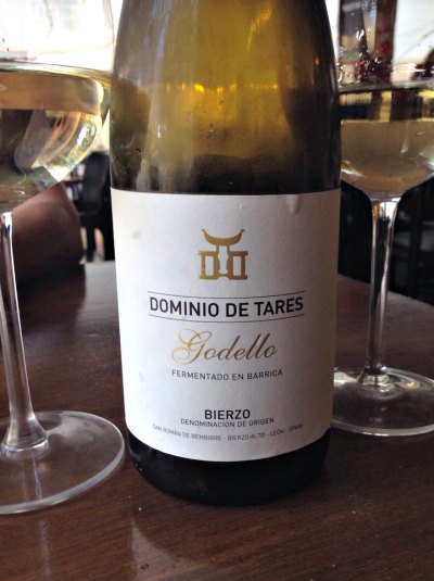 Dominio de Tares Godello FB: Demasiada madera para mi gusto pero a mi marido le encantó