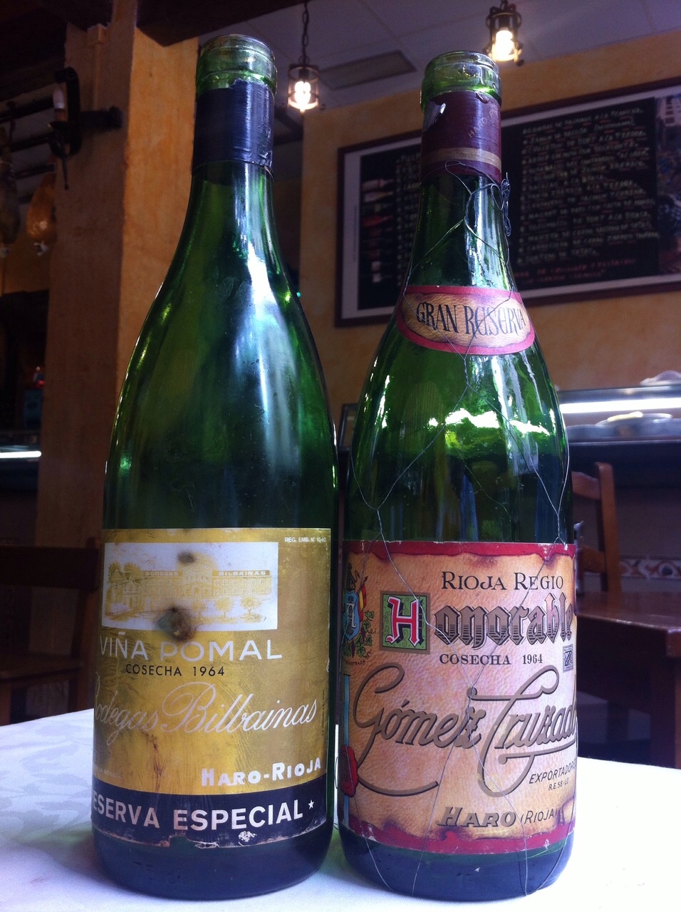 Vina Pomal R.E Y Gomez cruzado GR 64