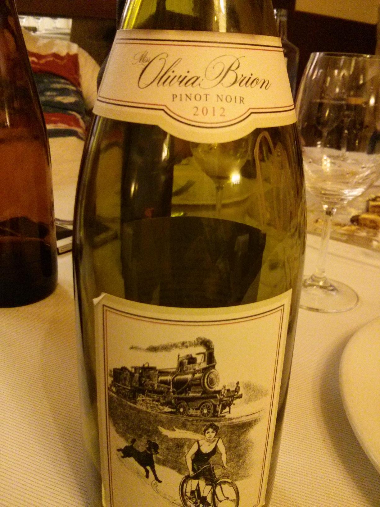 Olivia Brion Pinot Noir de California