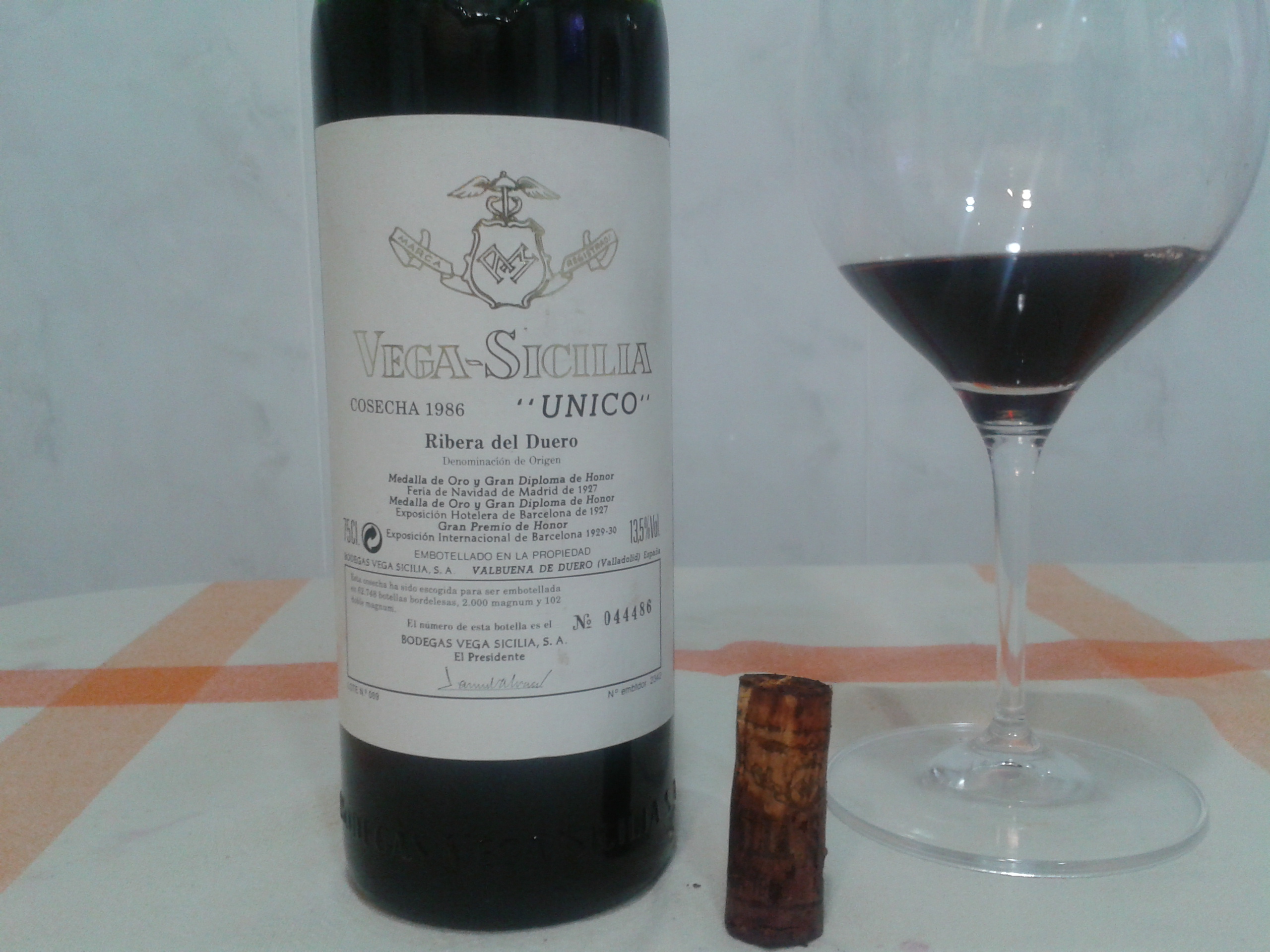 VS Unico 86