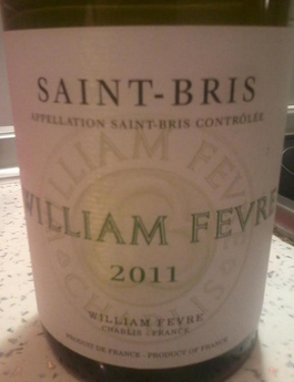 100% Sauvignon. AOC joven. Sin defectos, perfecto con el aperitivo.