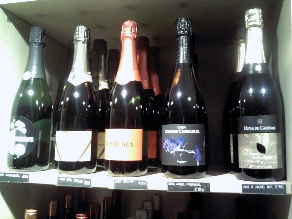 Cavas