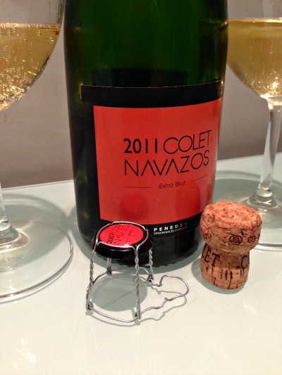 Cava Colet Navazos 2011: quizás deberíamos haberlo aguantado un par de años más pero aún estando muy joven es un cava muy fino y elegante