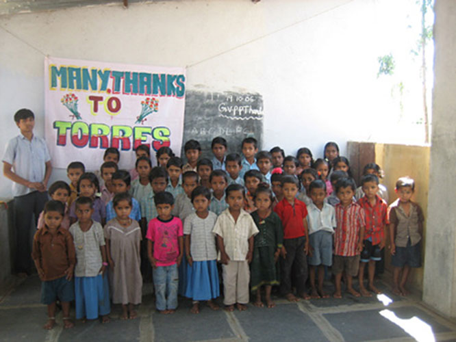 La Fundación Miguel Torres en una escuela en la India